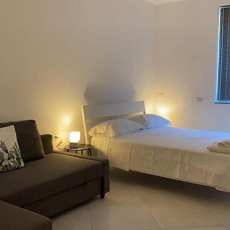 Carolina Apartments - Monolocale Capo dʼOrlando Exterior foto